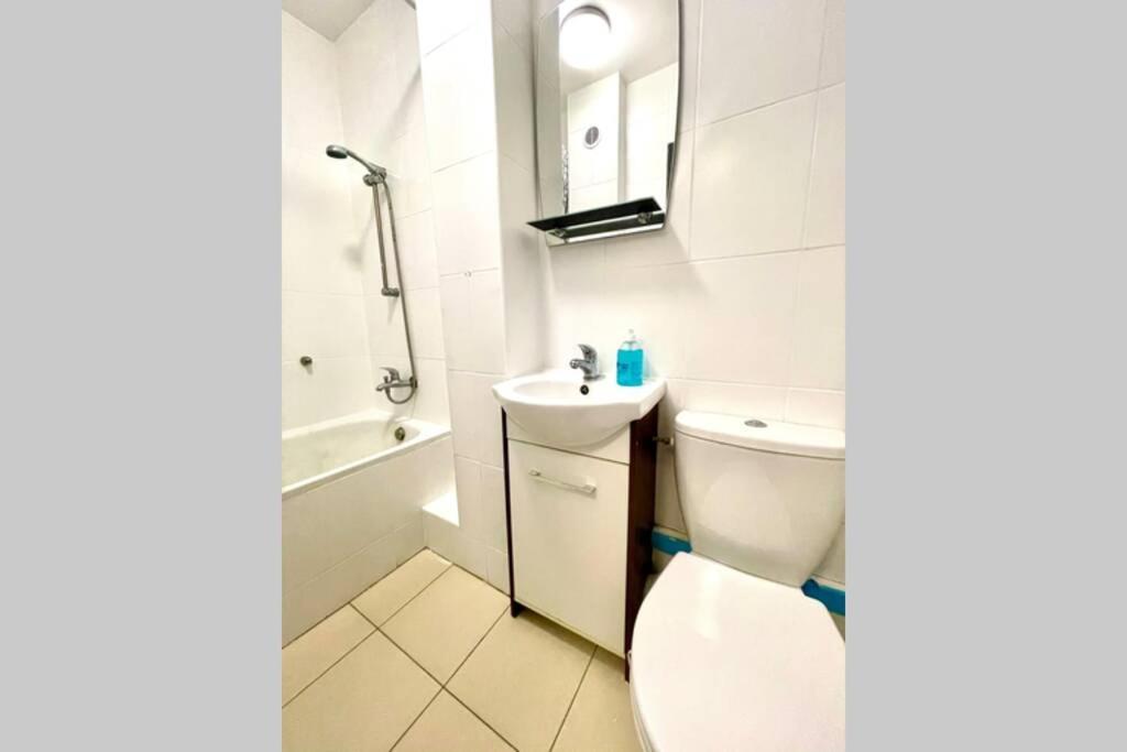 Super Apartament Brown 2X Metro Nowy Wifi Netflix Spotify Panorama Miasta Warszawa Exteriör bild